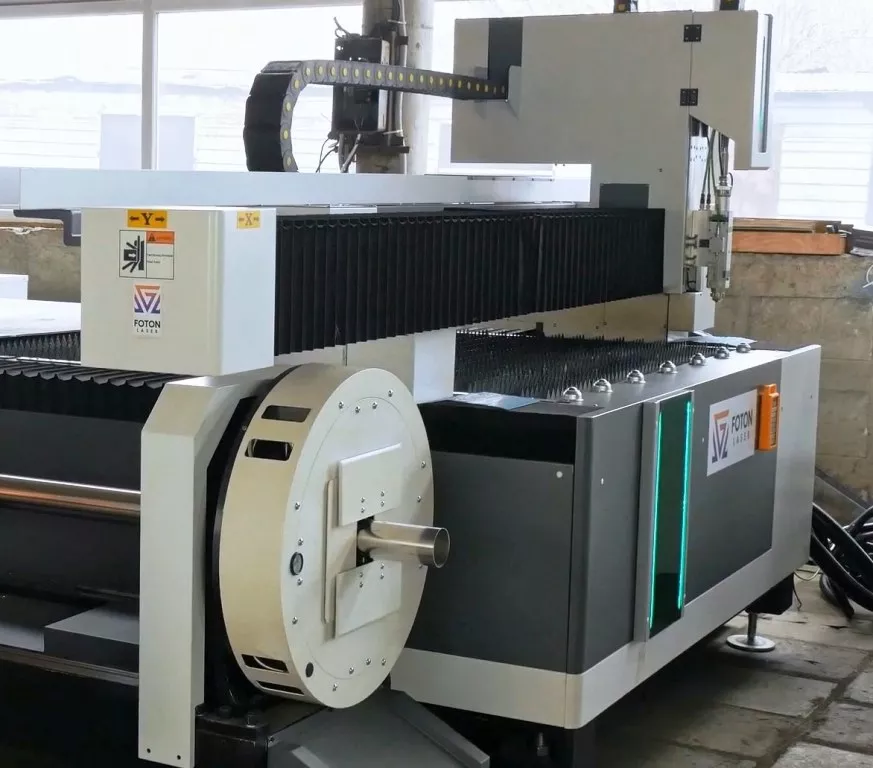 FL-L2060FR-12000-D350-Raycus Лазерный станок для резки листового металла и труб