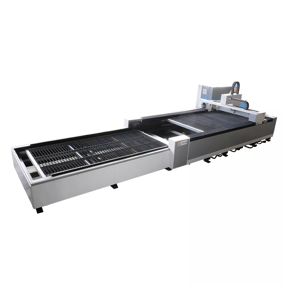 FL-L1560FE-1000-Raycus Бюджетный лазерный станок для резки листового металла со сменным столом